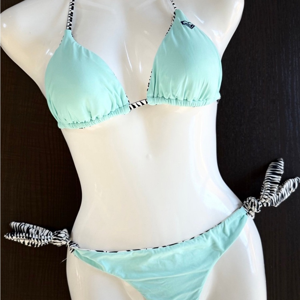 Roxy Reversible Bikini - image 6